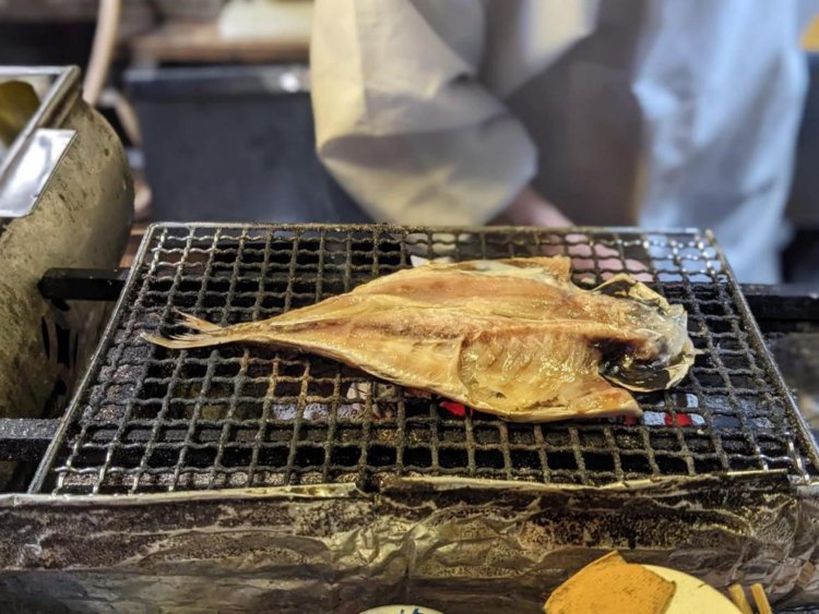 焼き場を独り占め！　極上アジ。