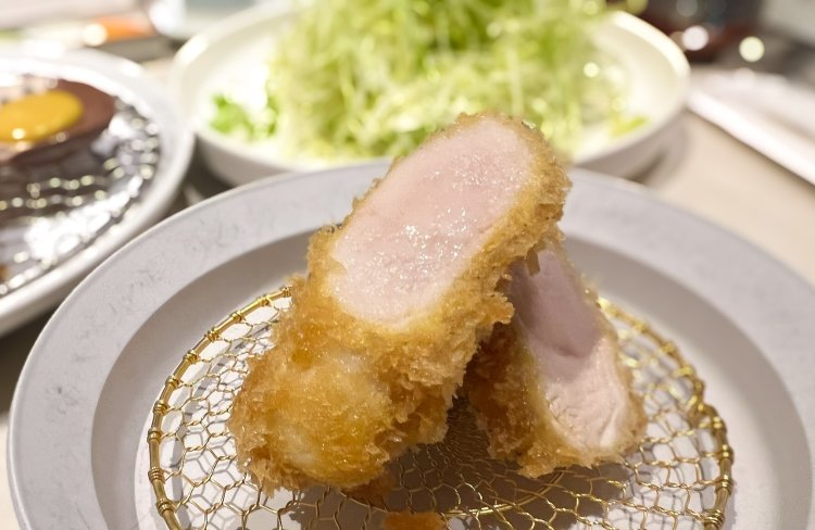 選べるミックスフライは4品2900円、5品3400円。すべてに極みのささみフライがつく。