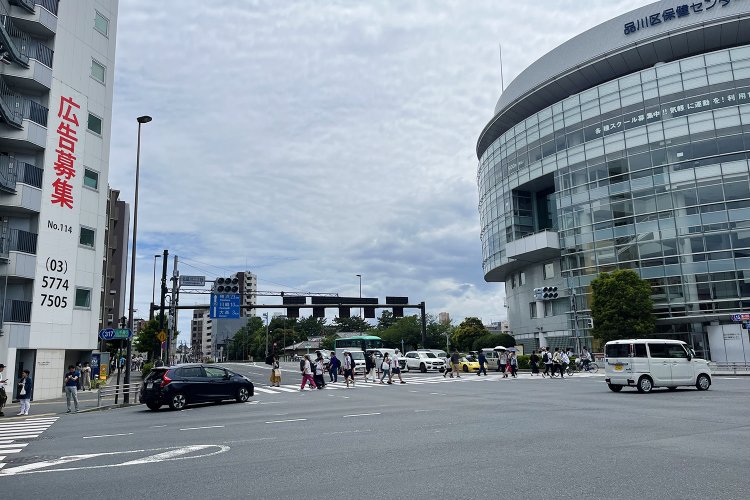 奥に見えるのが、目黒川を越える鳥海橋。これより北側が北品川宿、南側が南品川宿と呼ばれた。