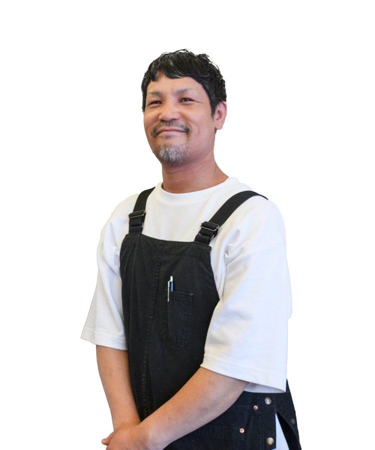 常連から「ロペスさん」の愛称で親しまれる店主。