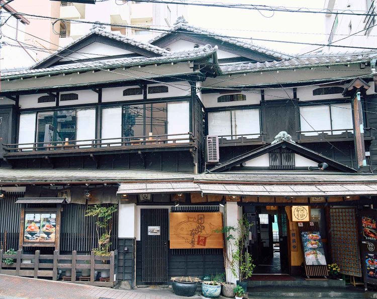 建物は約70年の歴史を刻む。