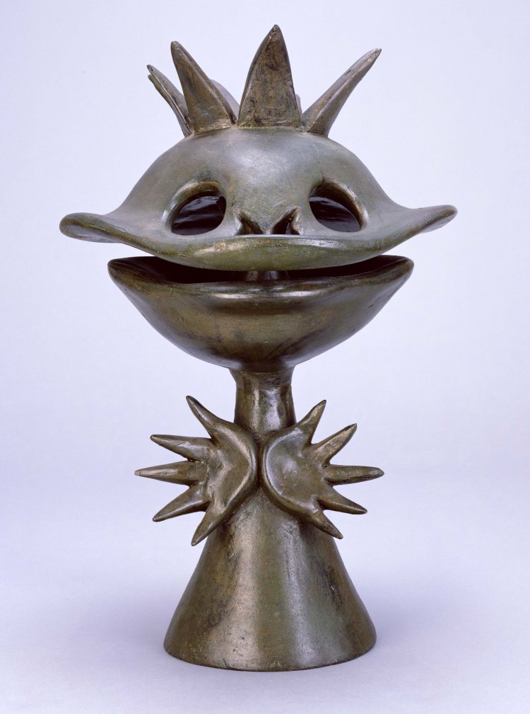 岡本太郎『河童像』1981年。