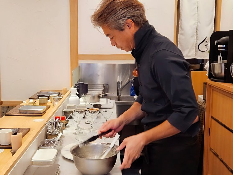 オーナーの竿代さん。