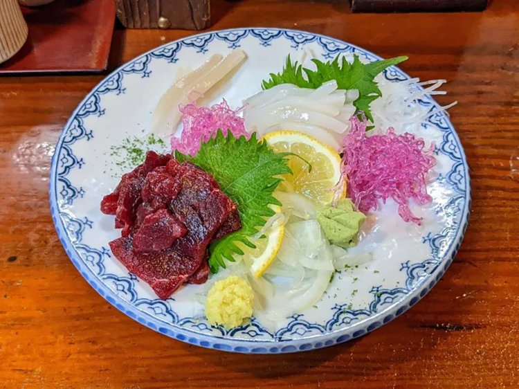 【酒場ナビ】秋田「めぐろ」