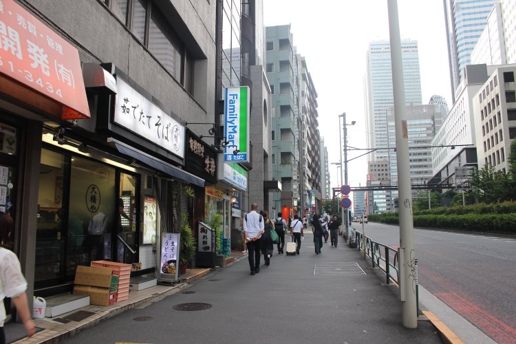 取材したのは2024年7月あたま。まだ梅雨なのに気温34度！