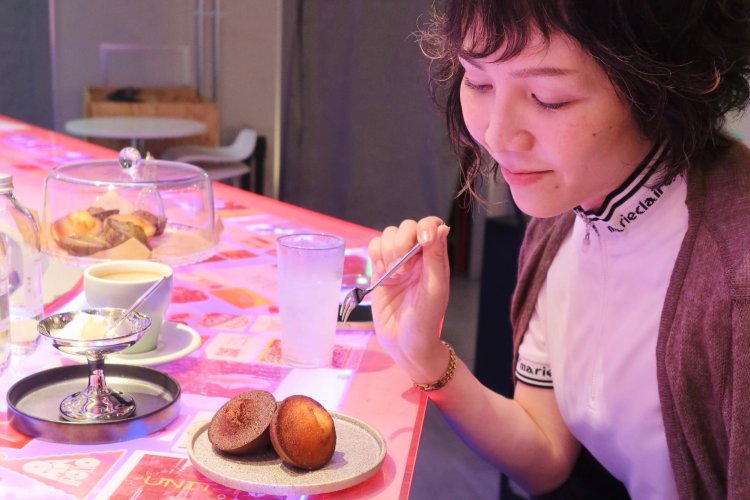 外サク中しっとりの理想的フィナンシェ！　ふたりで分けて3種類すべての味を満喫しちゃいました。