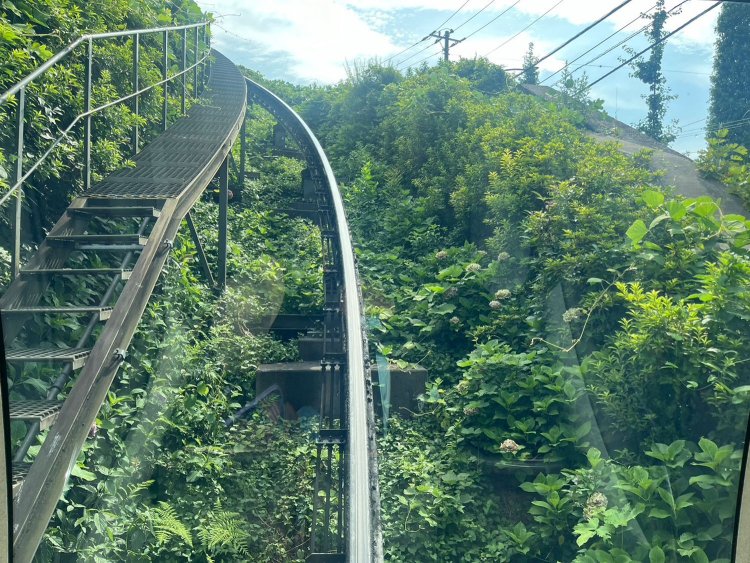 「あ、あすかパークレール乗ろうよ」「いいよ！」