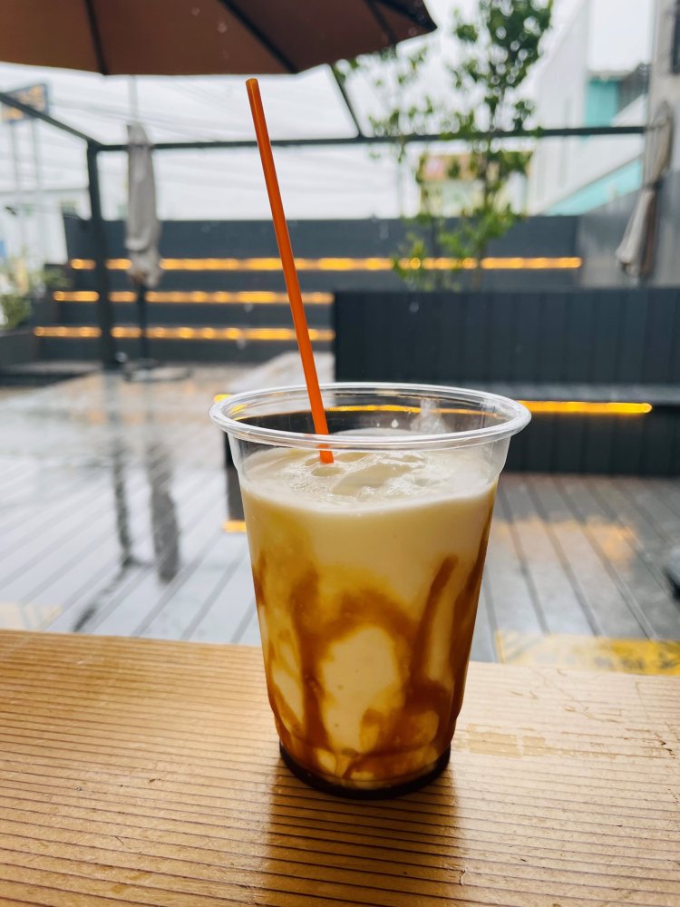 『Bon-mal PUDDING』の生プリンシェイク。