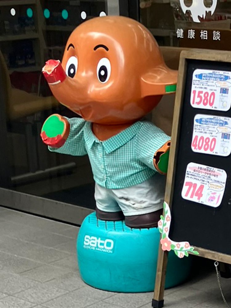 さわやかなグリーンのギンガムチェックシャツ（立川）。