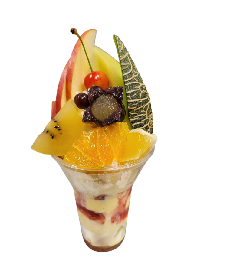 フルーツパフェ1500円。