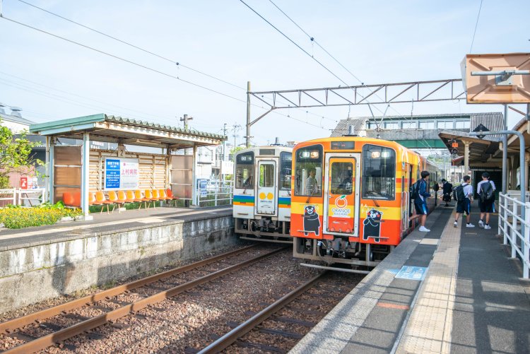 川内駅で肥薩おれんじ鉄道に乗り換え。