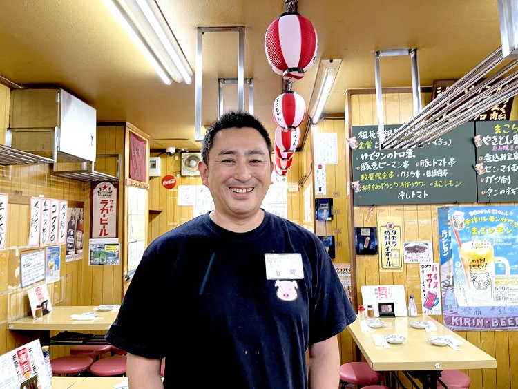 店長の山﨑和良さん。