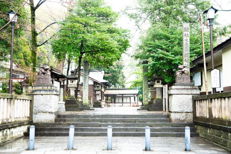 東海林のり子8調神社