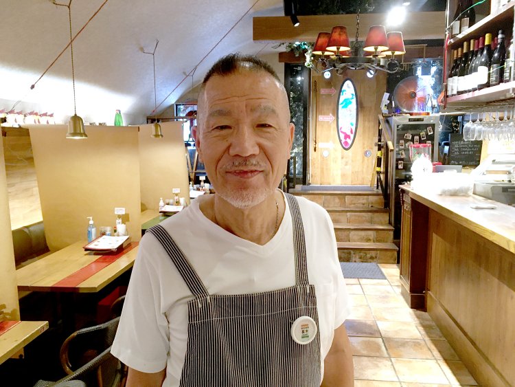長木さんは日本のイタリア料理黎明期から40年以上腕を振るい続けるベテランシェフ。