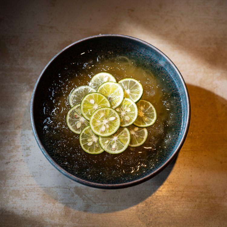 京都冷麺 極1650円。