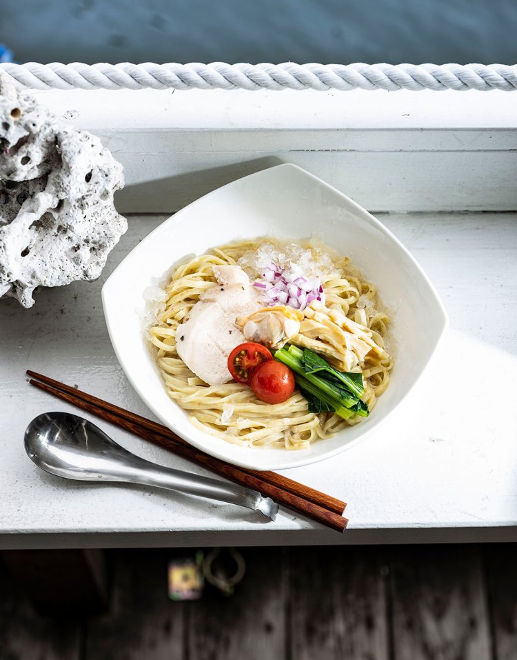 【休業】ウミノイロ