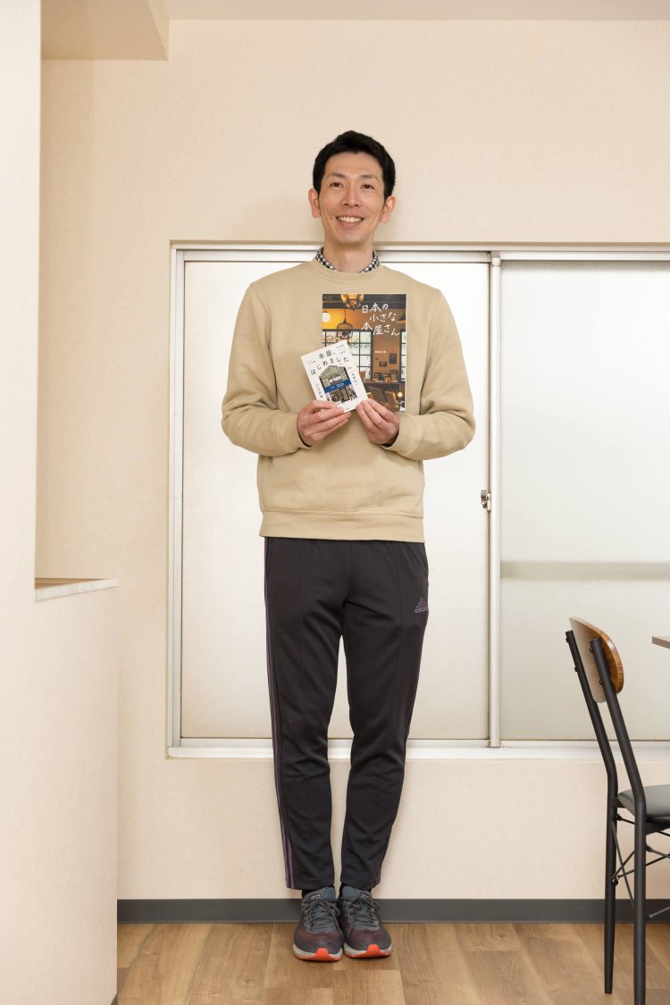 「しっかり手に取って本を選んでね」。