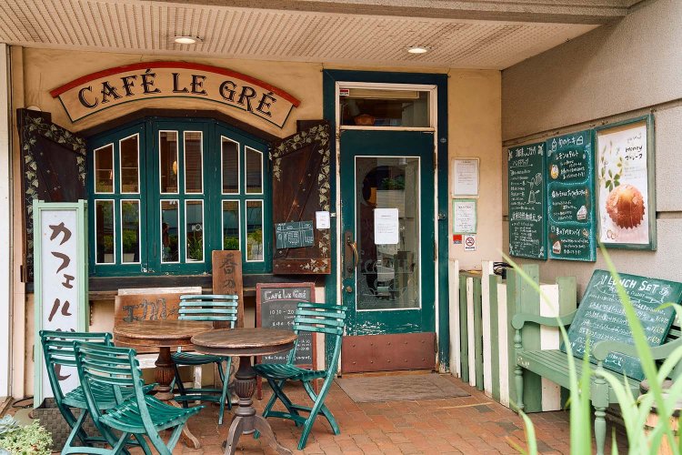 1988年創業。ケーキも料理も一から手作り。