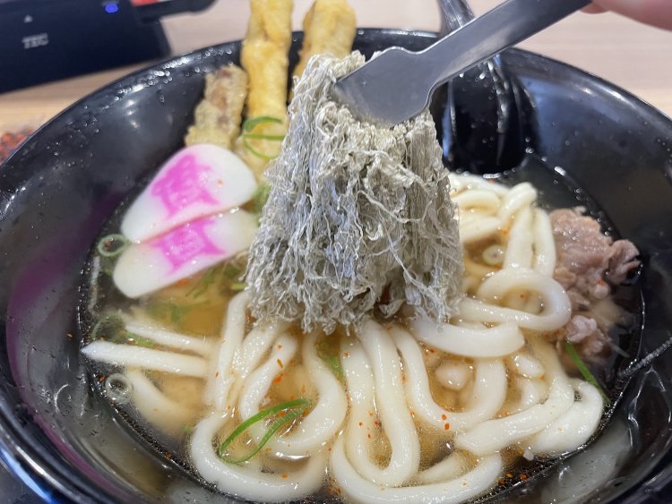 トッピングで自分だけのうどんを作ろう！