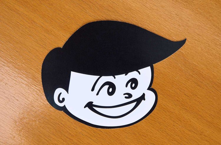 オリジナルキャラクターのルートくんステッカー。