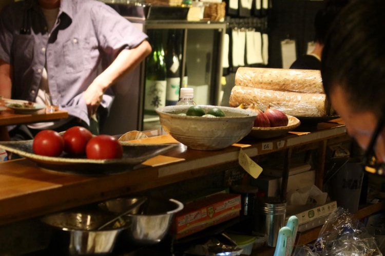 ぱんと張ってつやのある夏野菜を眺めるだけで心にいい気がする。