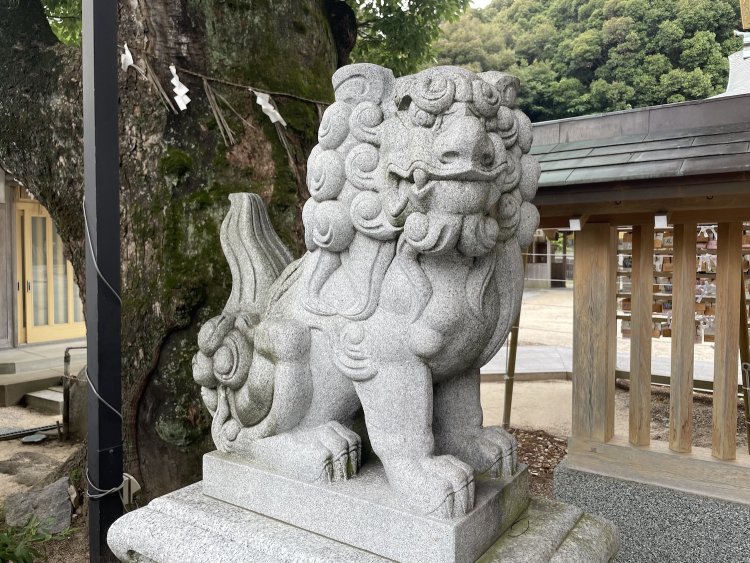 狛犬と認識しているものの中に獅子がいる。