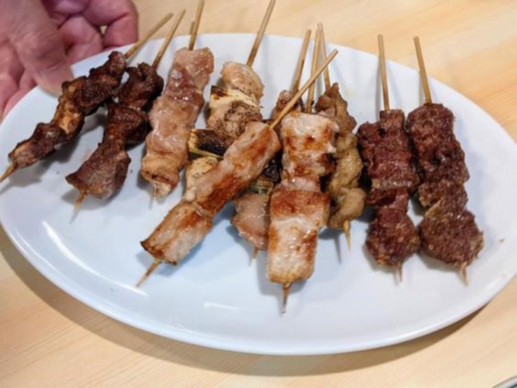 あっという間に焼き鳥10本！