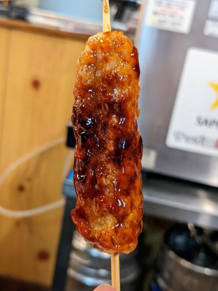 飴色のタレが見るからにおいしそう！