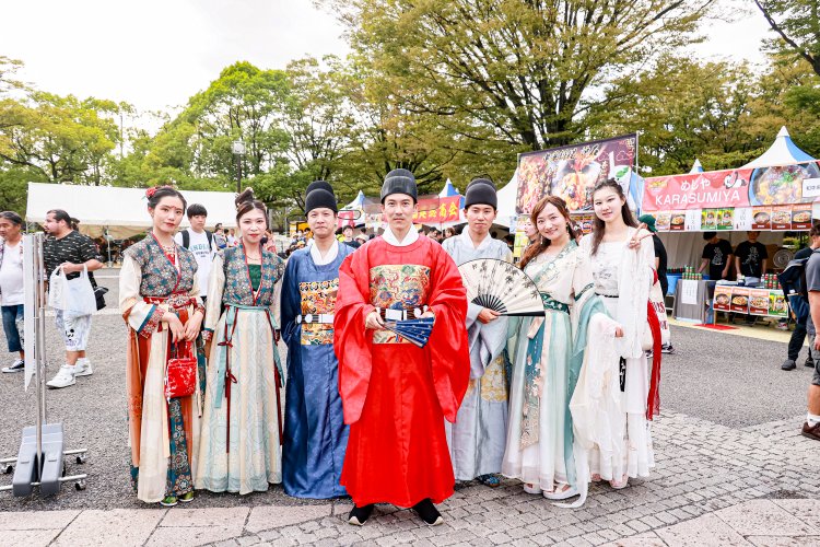 山東省からは漢服を販売するブースが登場。