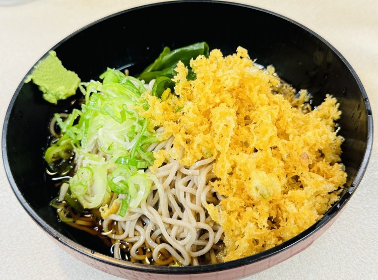 冷やしたぬきそば530円。