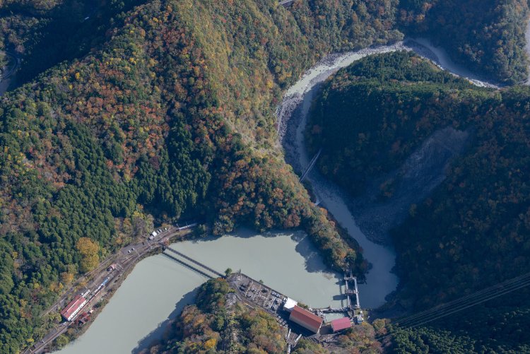 廃なるものを求めて_2FJ1587