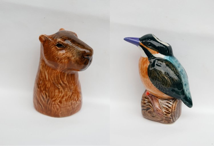 動物一輪挿し（右カワセミ、左カピバラ）各880円。