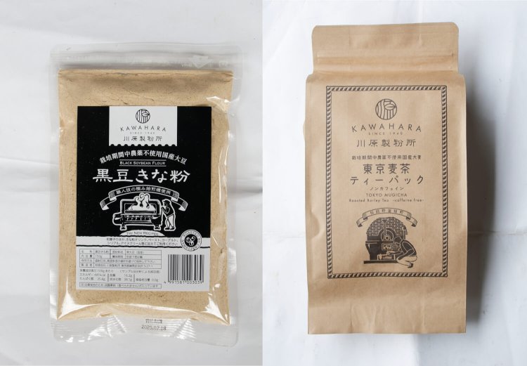 右は無農薬国産大麦の東京麦茶パック20包540円。左は国産無農薬黒豆きなこ420円（左右ともに工場直売価格）。