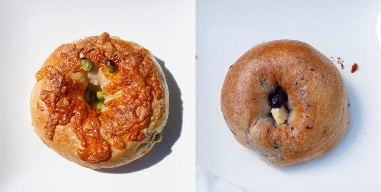 左は塩えだまめチーズ320円。右はブルーベリークリームチーズ320円。