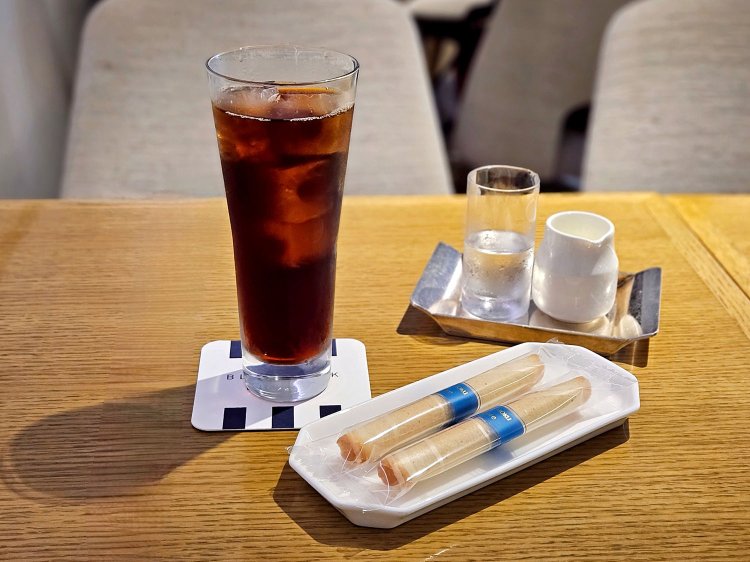 アイスコーヒー1100円。