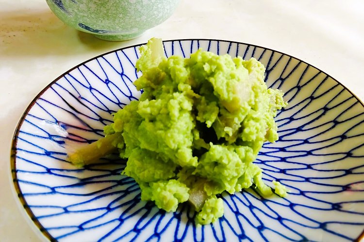 滋賀県内でも、この集落の人しか知らない「くるみゴボウ」。販売などもされておらず、食べられるのは地元民のみ。