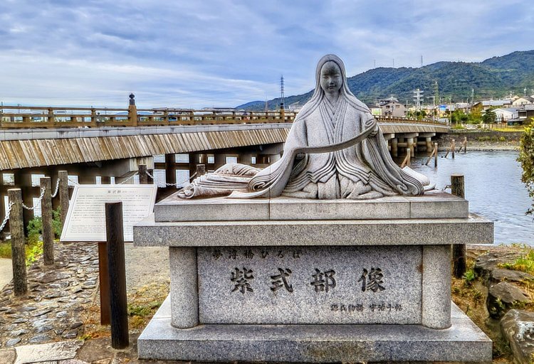 メタ構造がすごい！ 紫式部が物語を書いた理由もうかがえる、『源氏物語』の中の「物語」をめぐる応酬