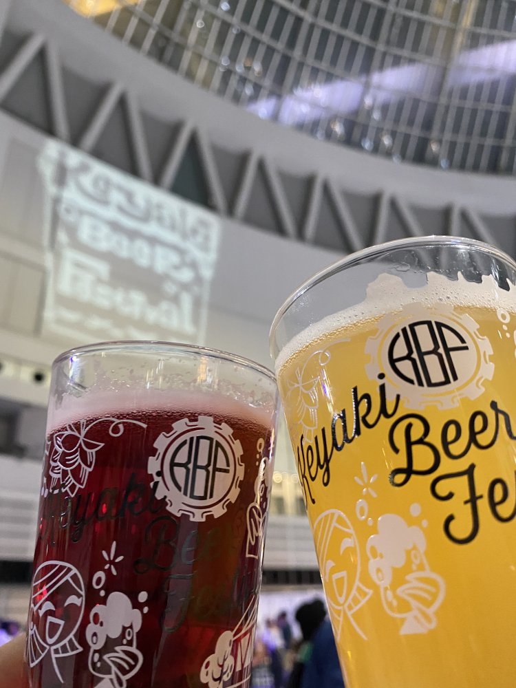 屋内開催なので天候に左右されずに楽しめる。