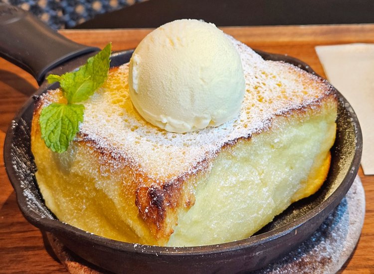 原宿・表参道のおすすめカフェ18選。極厚フレンチトーストから華やかパフェまで～黒猫スイーツ散歩 原宿・表参道編まとめ～