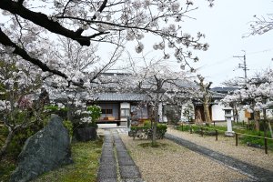 橋寺放生院