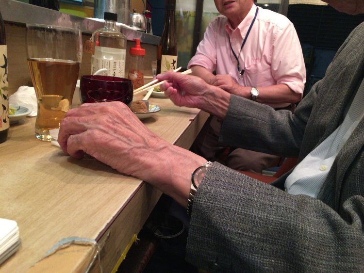 〇DBFWJ8QU0AECRmx街の昭和