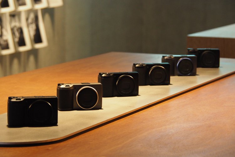 タッチ＆トライができるGRシリーズ。