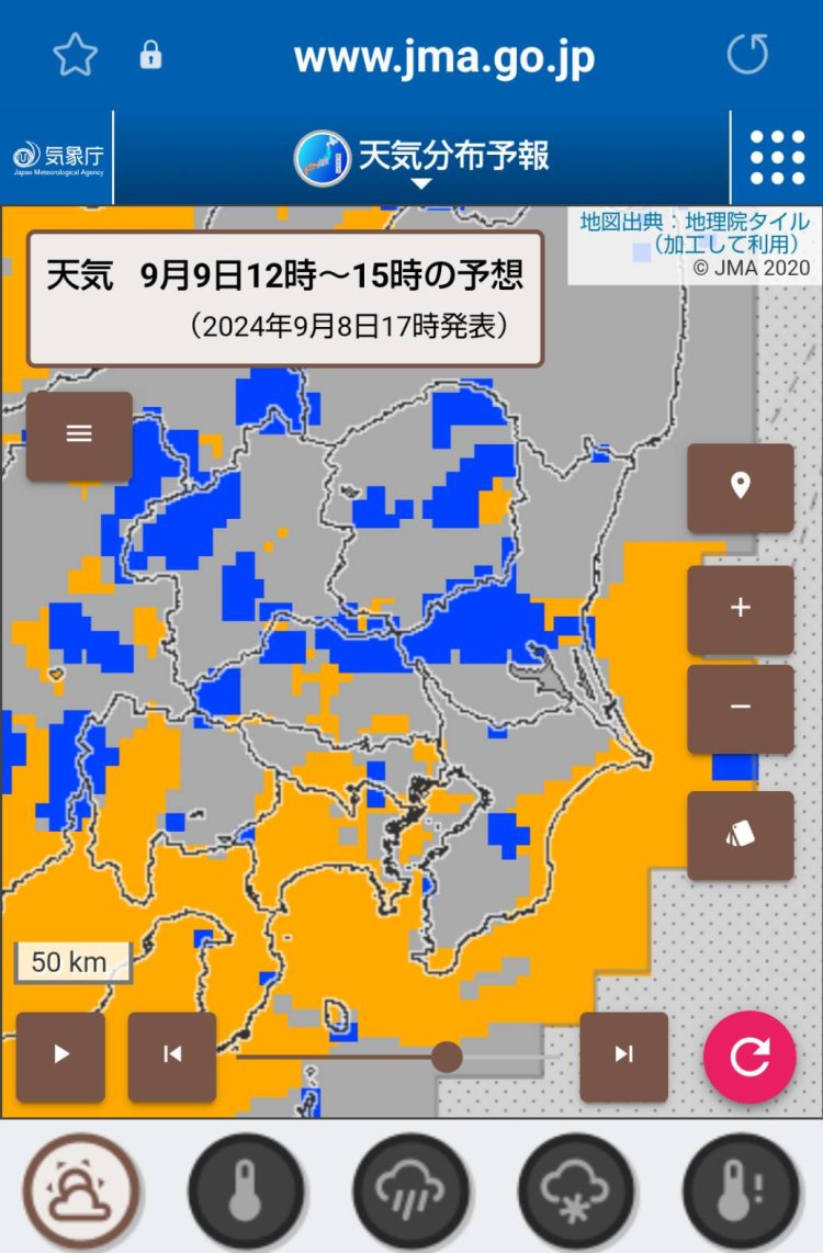 急な雷雨にも備えられる！便利な天気分布予報。オレンジ＝晴れ、グレー＝曇り、青＝雨など色分けで表示する（画像＝気象庁）。