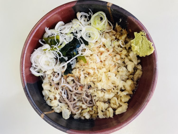 冷やしたぬき340円。安すぎる……！