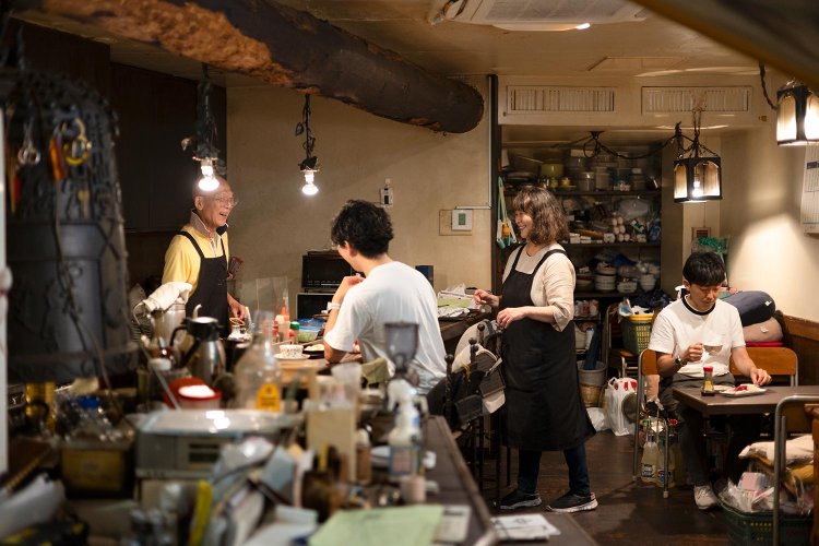 「店名は好きな映画のタイトルよ」。