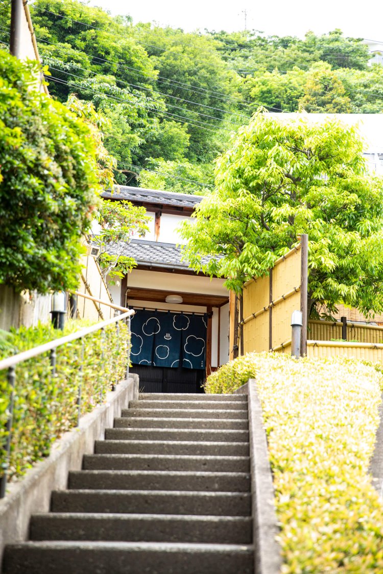 別館の「浜の湯」は純和風造り。