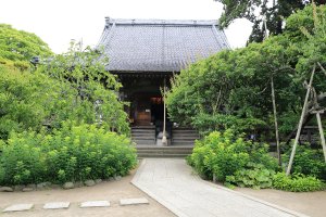 宝戒寺