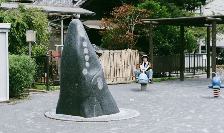 公園内にあるライドもクジラです！