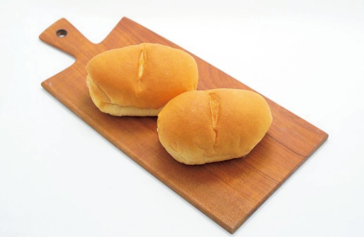 名物は、とろりとしたたる練乳「サニーパン」。北九っ子のソウルフードだ。