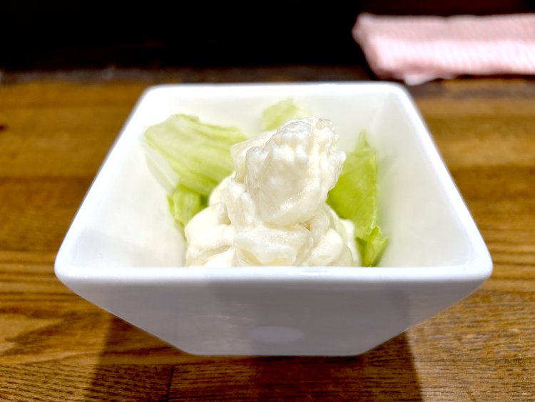 ポテサラはちょっとクリーミーな食感のさっぱり味。安定のおいしさ。